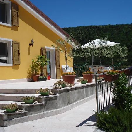 Agape Villa Caprino Veronese Buitenkant foto