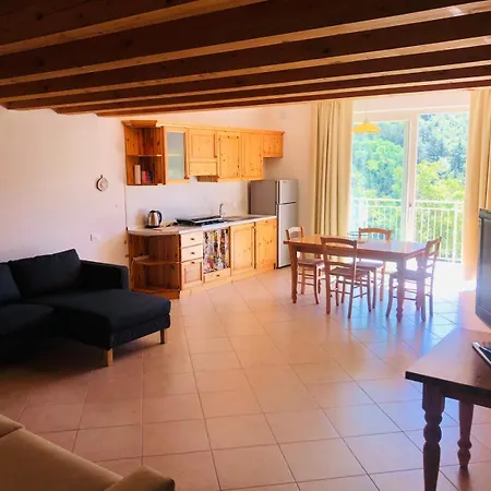 Agape Villa Caprino Veronese Buitenkant foto